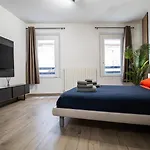 Estensia & Ferrara