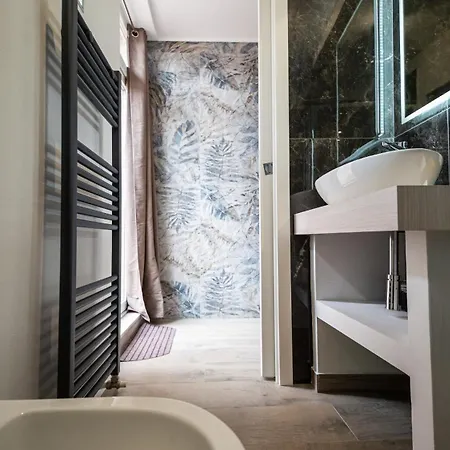 Couette-café Estensia & 3*
